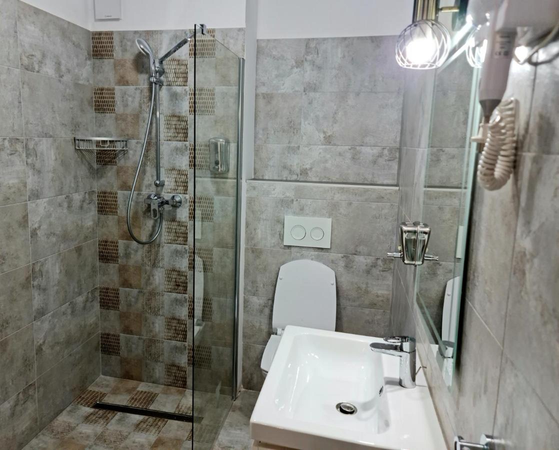 Apartament E'Special No3 Alba Iulia Esterno foto