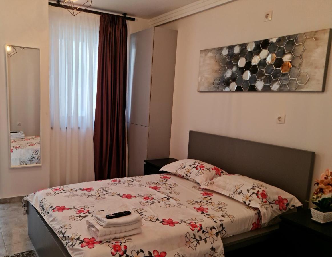 Apartament E'Special No3 Alba Iulia Esterno foto